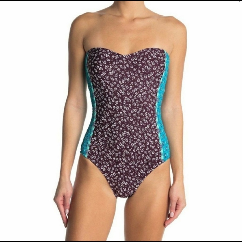 Laundry by Shelli Segal one piece bandeau swimsuit